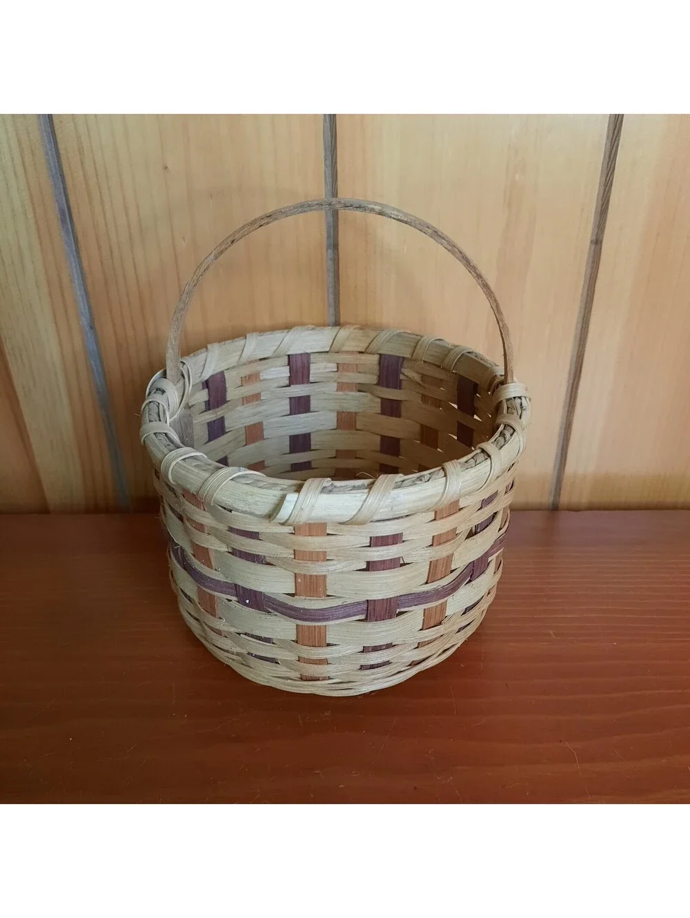 Vintage Handwoven Basket Farmhouse Cottage 8.5x7